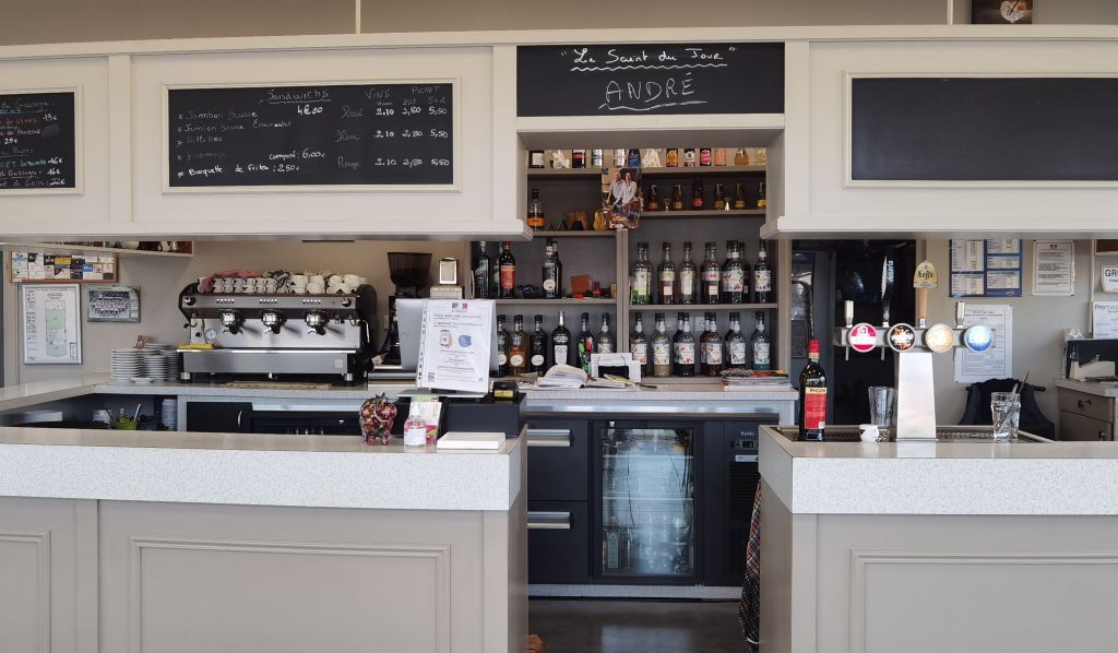 Bar - Restaurant au cœur du M.I.N (Quartier St Serge)